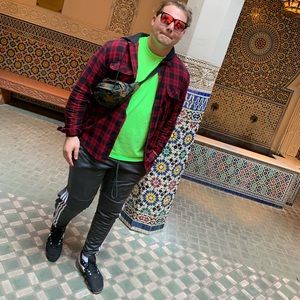 Meet your Posher, Chris